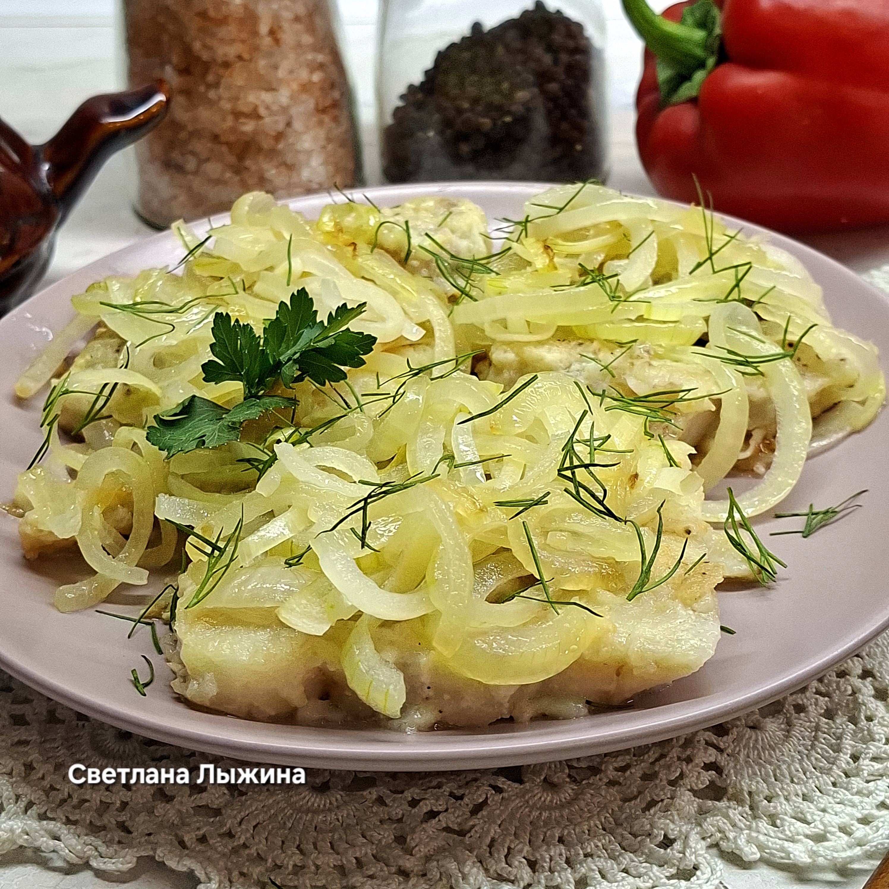 Филе минтая в брикетах, жаренное на сковороде