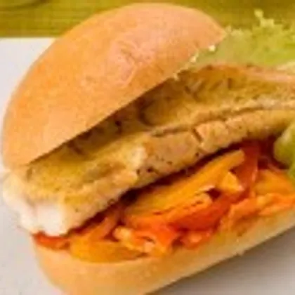 Рыбный сэндвич с перцем