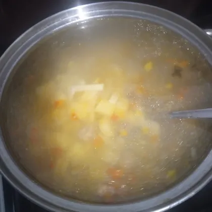 Суп картофельный с вермишелью и фрикадельками