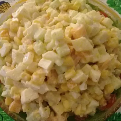 Салат с креветками и крабовым мясом