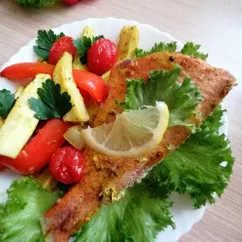 Окунь морской запечённый с овощами