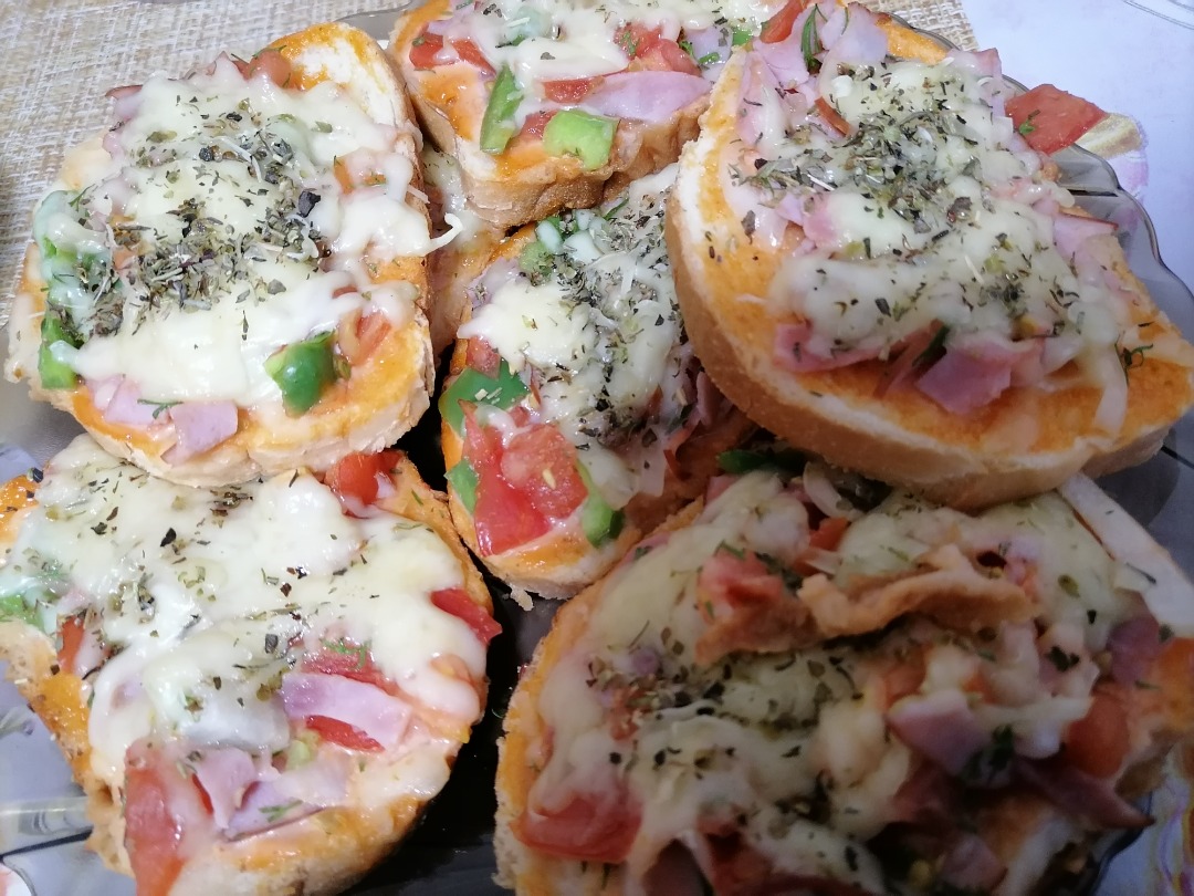 Мини - пиццы "Экономка"