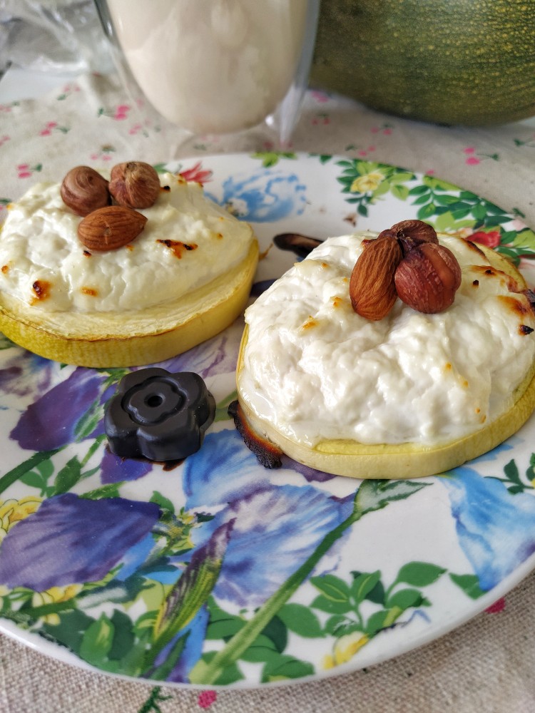 Фаршированные творогом кабачки