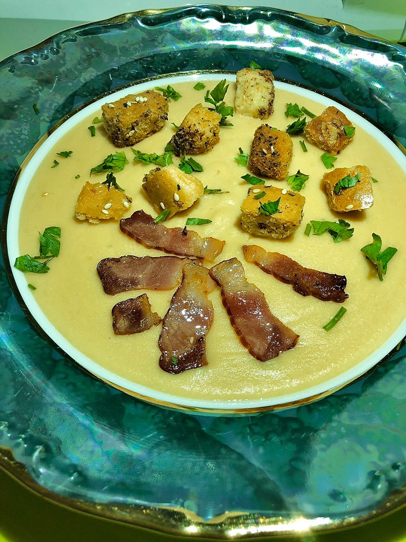 Гороховый суп-пюре с курицей: рецепт с фото