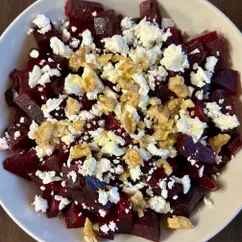 Свекольный салат с фетой