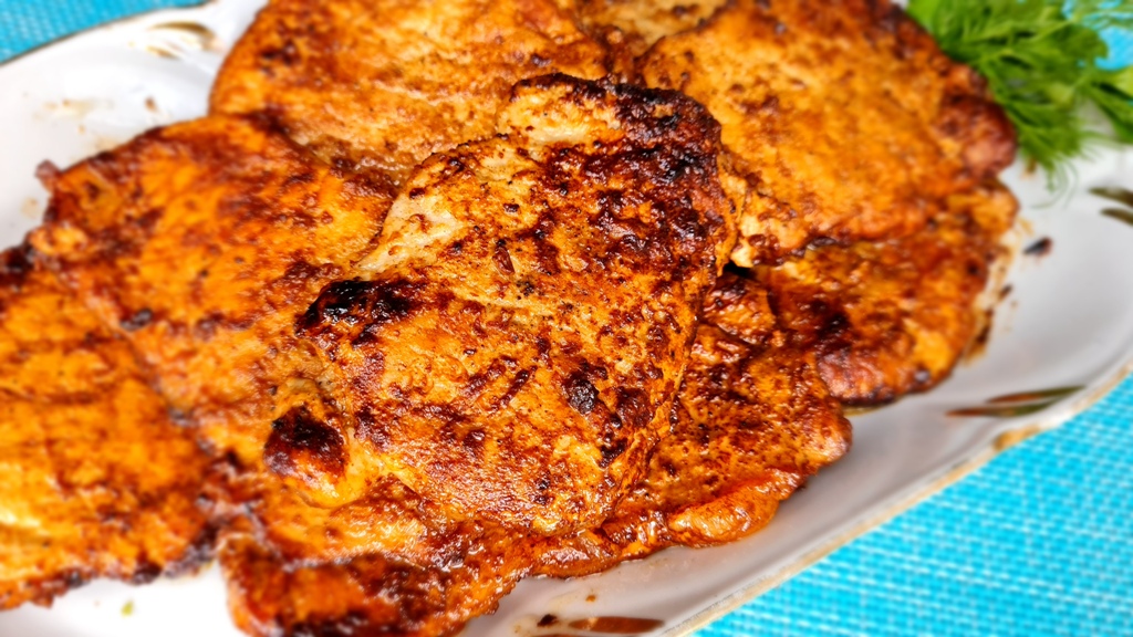 Стейки из свинины на сковороде - рецепт с фото, как пожарить правильно