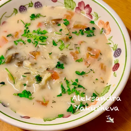 Грибные щи с плавленым сыром 