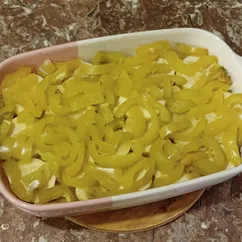 Кабачки с чесноком и перцем в духовке