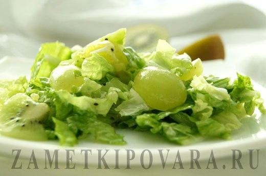 Салат с капустой и виноградом, пошаговый рецепт на ккал, фото, ингредиенты - Елена