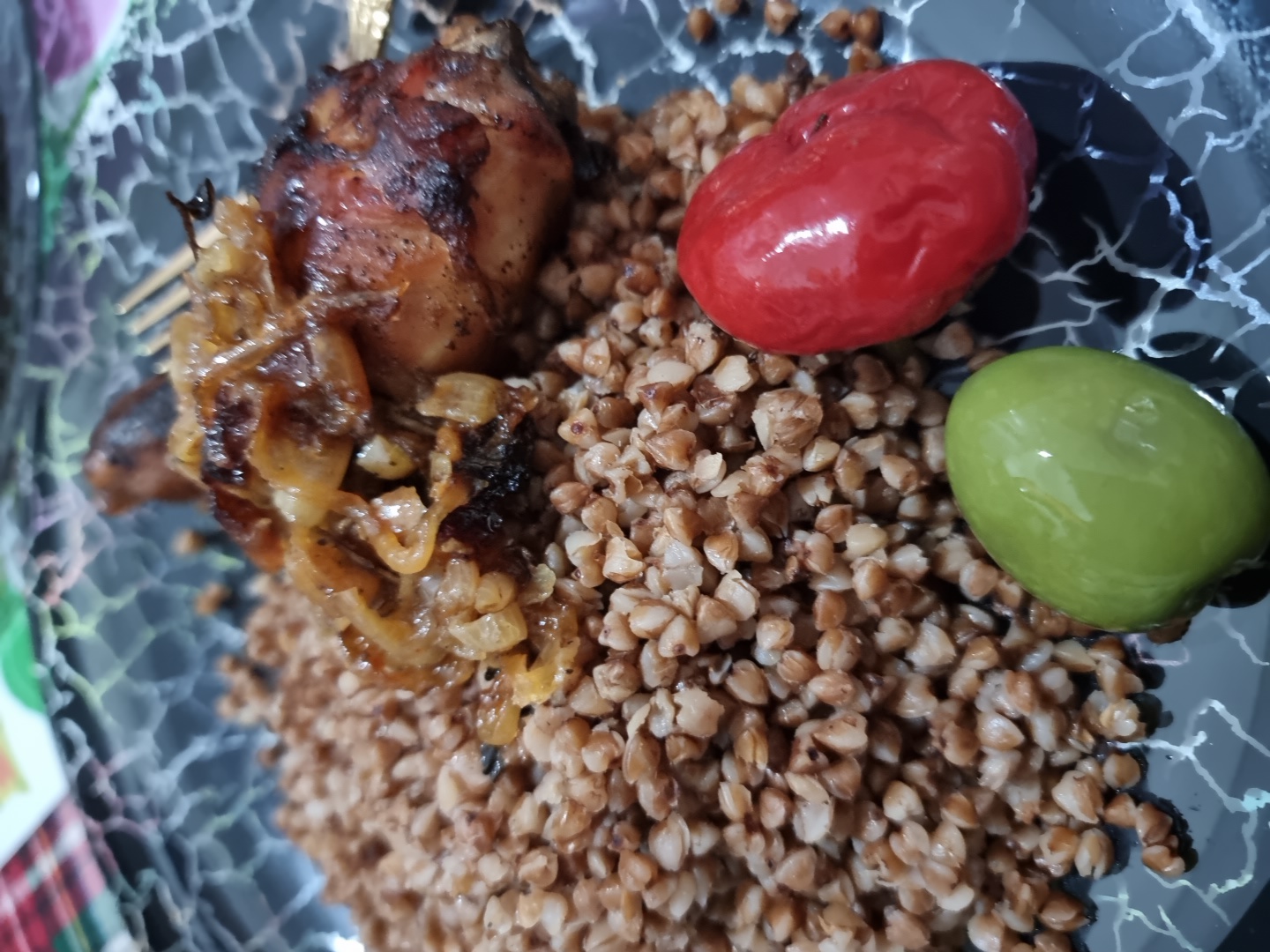 Курочка на луковой подушке