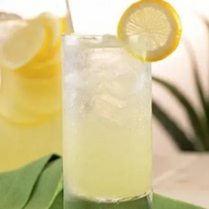 Ликер с лимоном и водкой «Лимончелло»