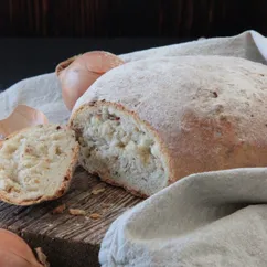 Луковый хлеб. Zwiebelbrot (цвибельброт)