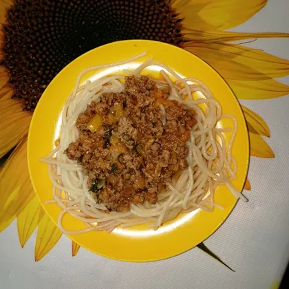 Спагетти с индюшатиной