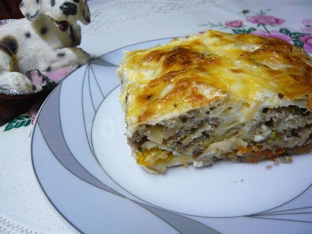 Турецкий бёрек (пирог с фаршем)