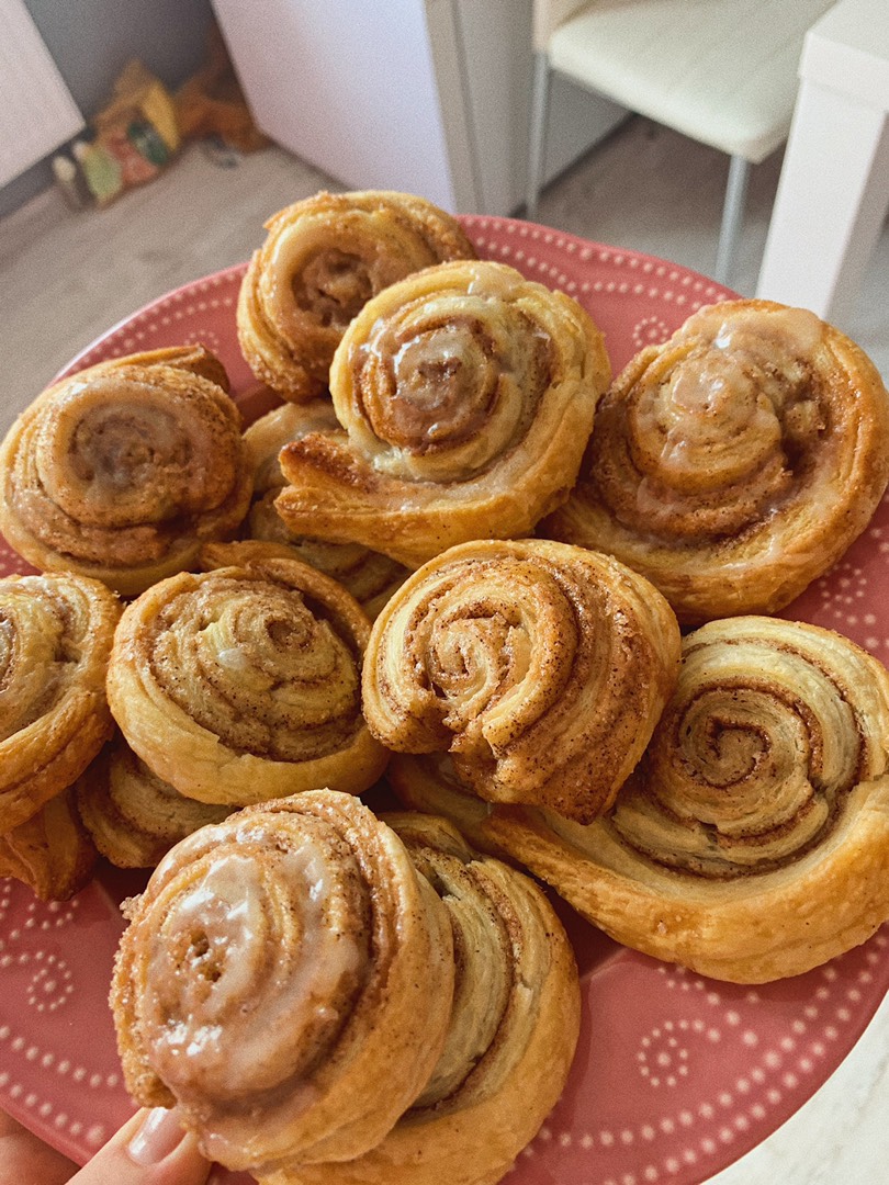 Плюшки с сахаром и корицей🥯🥐🤍