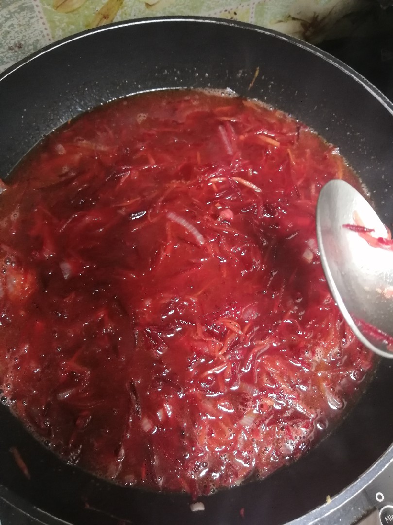 Борщ с кислой капустой