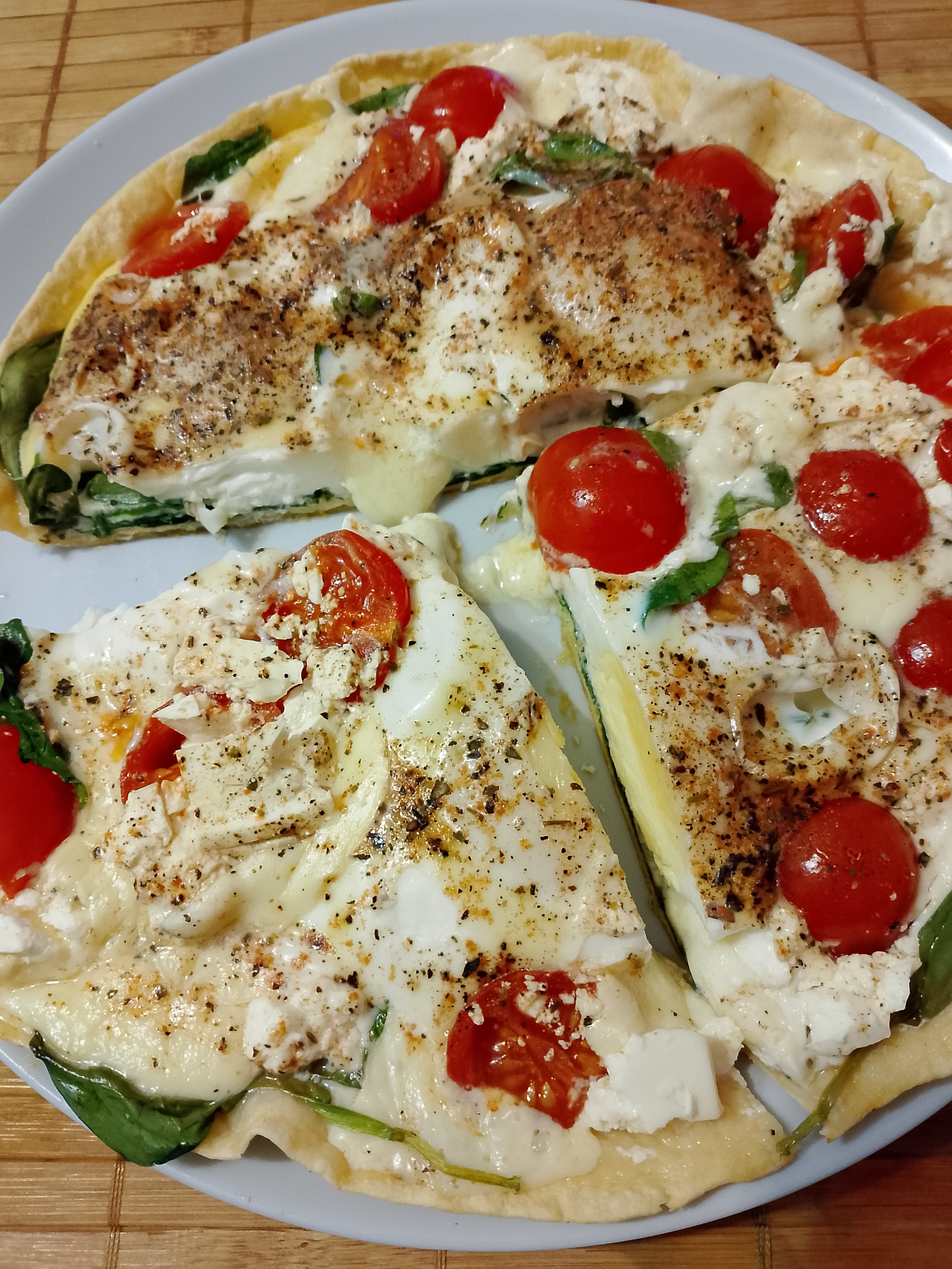 Быстрый завтрак в тортилье в мультиварке 