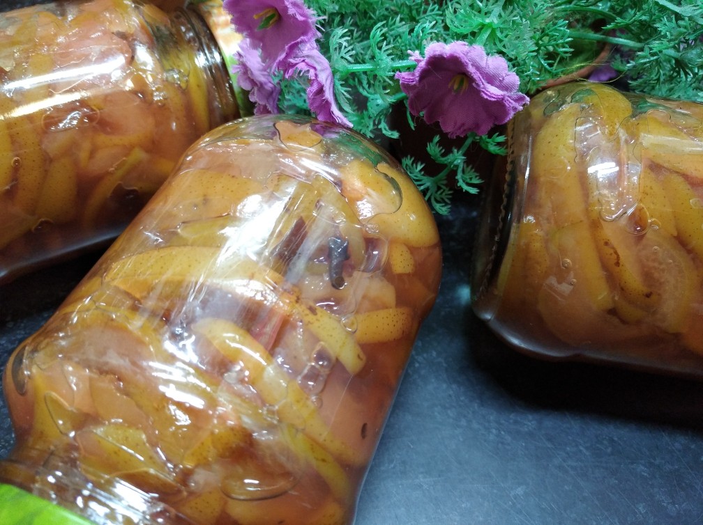 Как приготовить Янтарное варенье из груш дольками с лимоном рецепт пошагово
