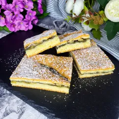 Пирог с щавелем и яблоками 