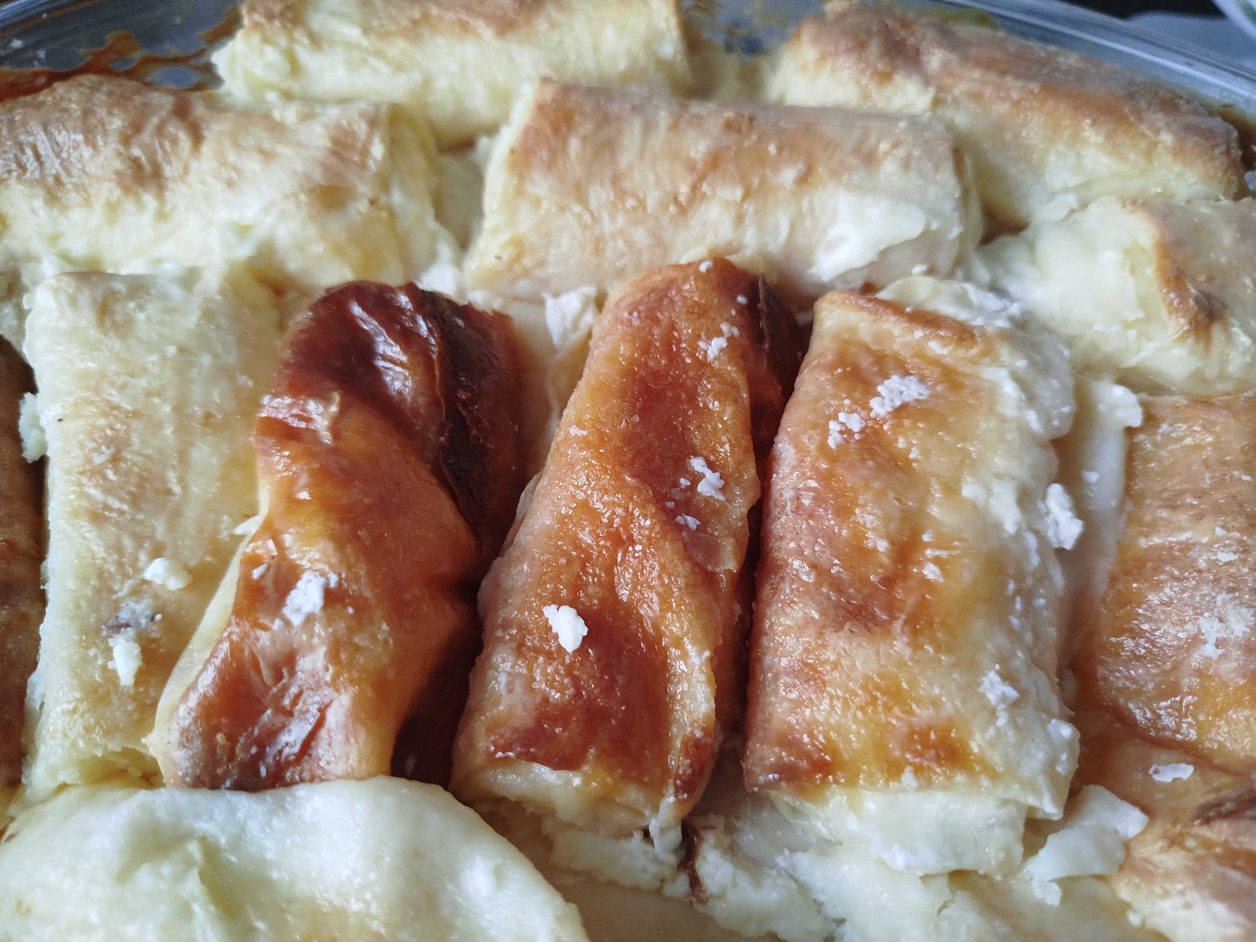 Крахмальные блины с творогом