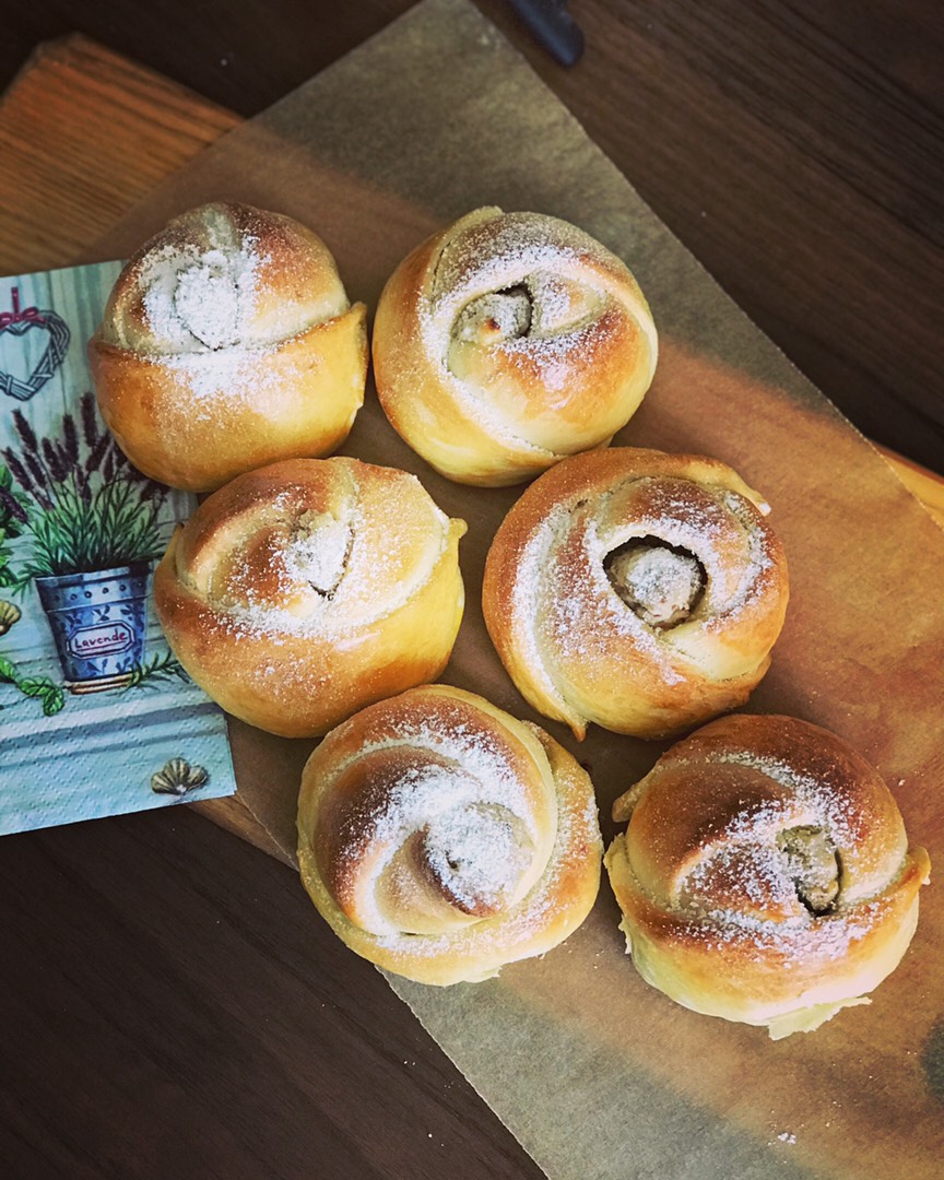 Булочки с творожно—миндальной начинкой🥯