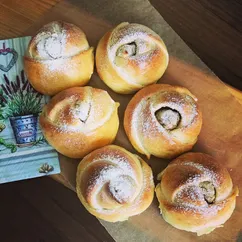 Булочки с творожно—миндальной начинкой🥯