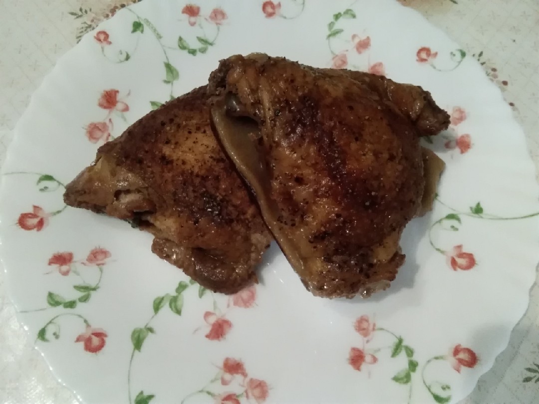 Тушенные бедрышки в соевом соусе со вкусом дымка