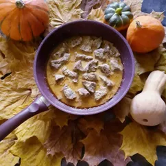 Говяжья печень, тушеная в сметане 🍽