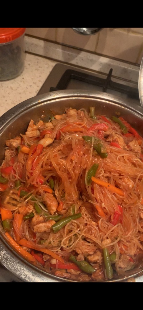 Фунчоза с овощами и свининой