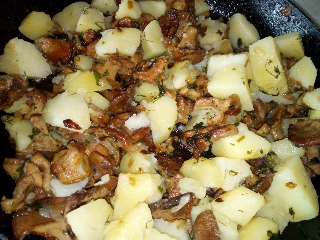 Лисички с картошкой