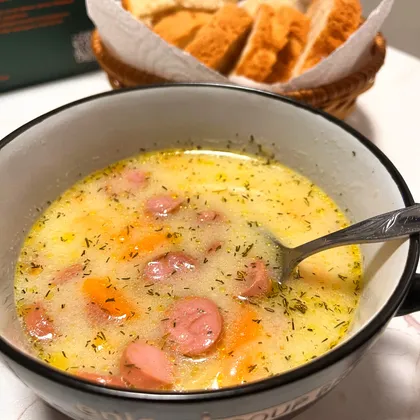 Сырный суп с сосисками