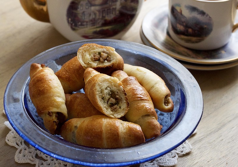 Рогалики с мясом