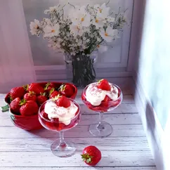 Клубника со сметаной 🍓