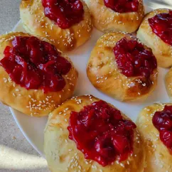 Булочки с чизкейком и вишней 🍒