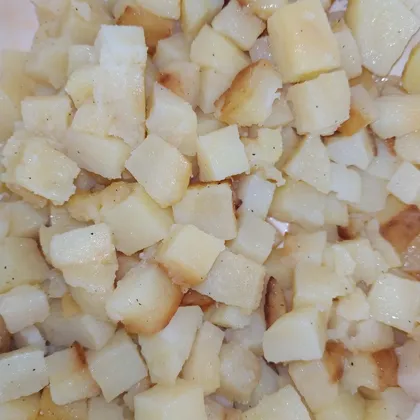 Жареный картофель кубиками в мультиварке-скороварке
