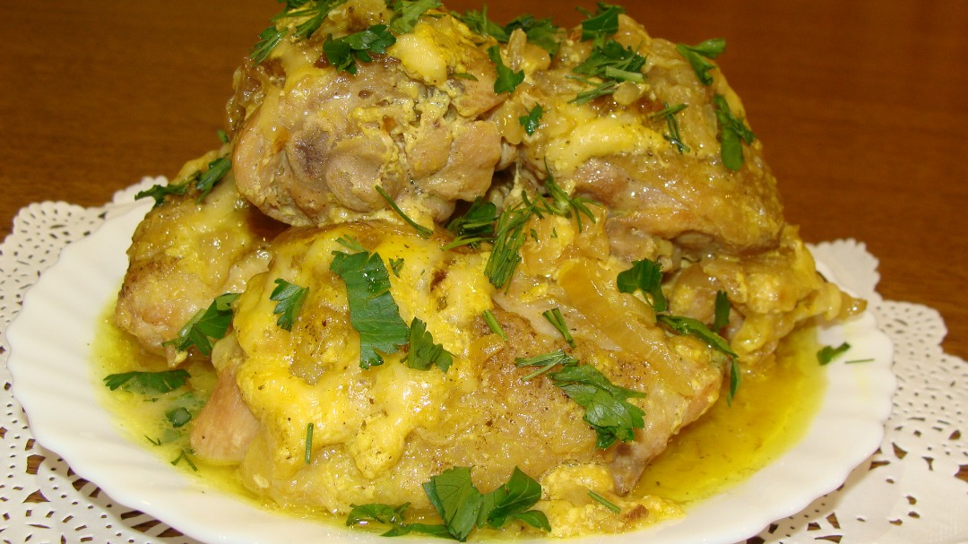 Курочка с молочной подливкой