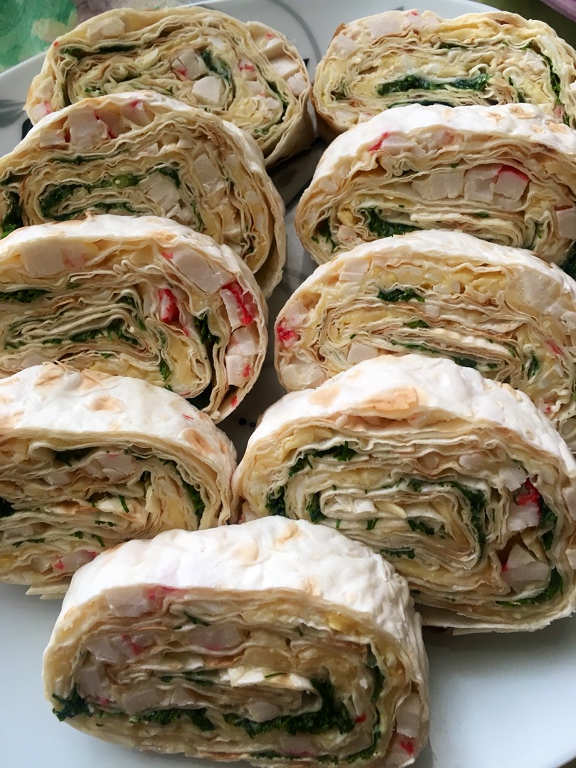Роллы из лаваша с крабовыми палочками 😍