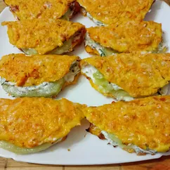 Морковно-сырные лепёшки с киви