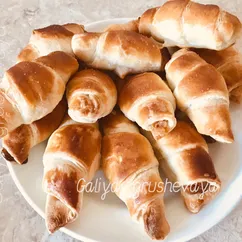 Круассан 🥐 с вареной сгущенкой