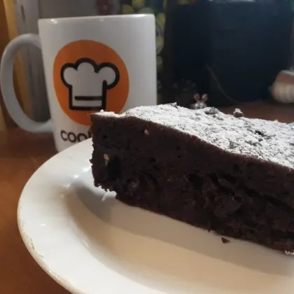 Шоколадный пирог с черносливом с коньячной пропиткой