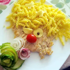 Куриная отбивная с макаронами