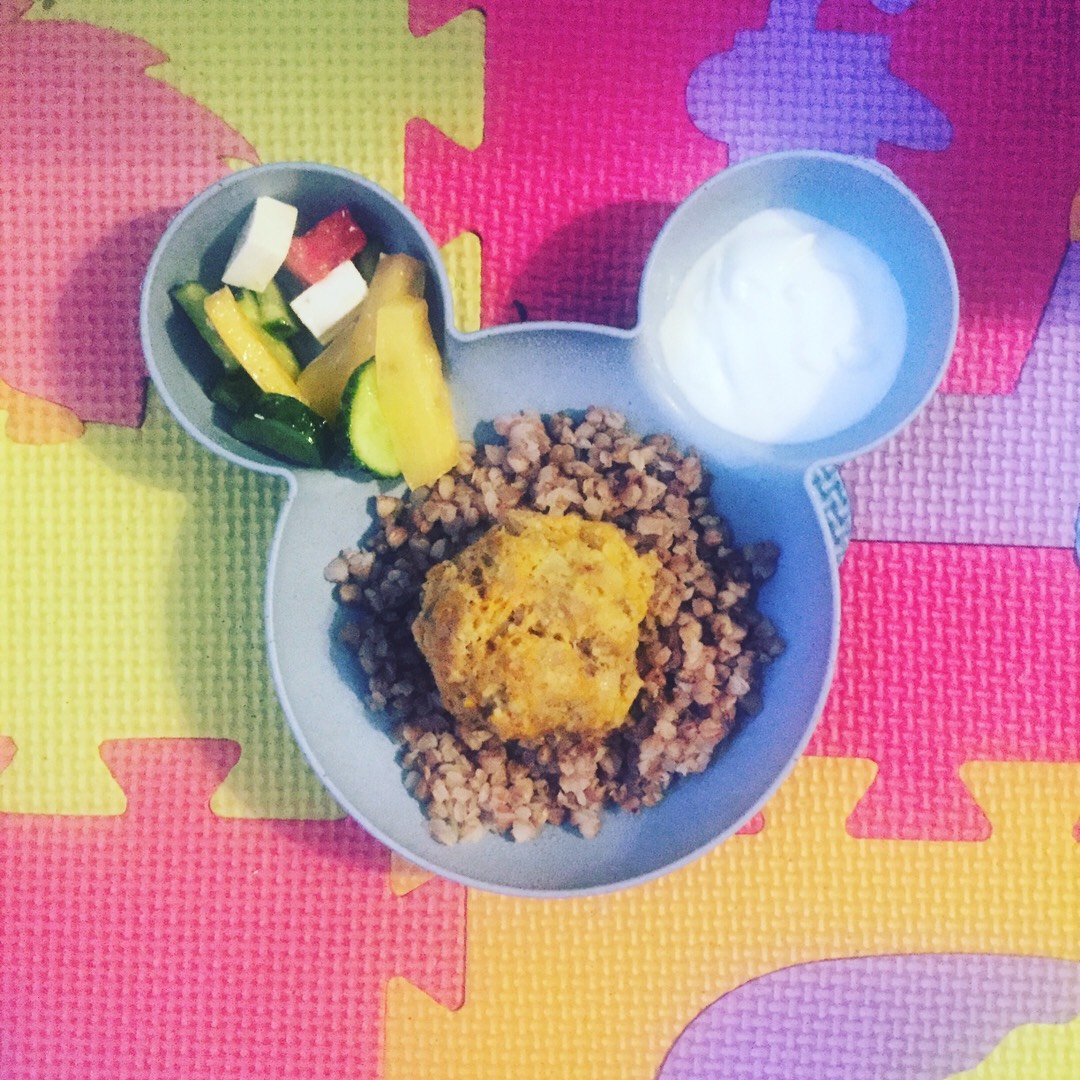 Паровые котлетки детские с кускусом