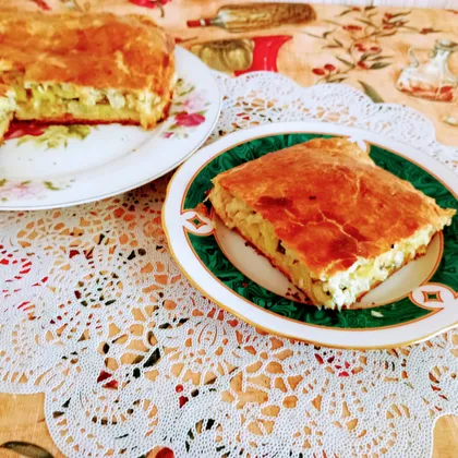 Пирог с рыбой и картофелем на слоёном тесте 