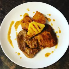 🇵🇦 Chuletas en Salsa de Piña (Чулетас эн сальса де пинья) - свиная отбивная в ананасовом соусе