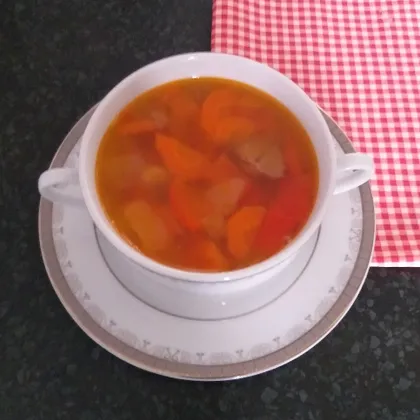 Картофельный суп на говяжьем бульоне