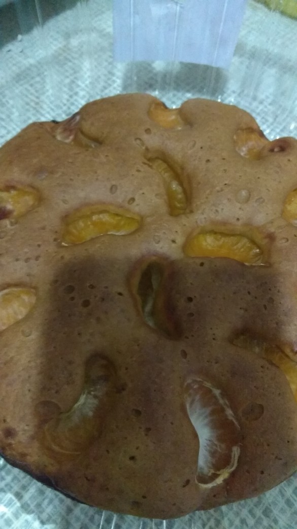 Шарлотка с мандаринами