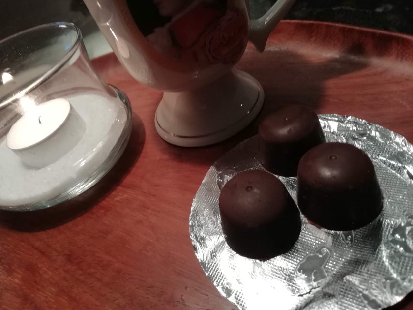 Конфеты из горького шоколада с вишней🍒😋