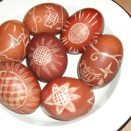 Красим  яйца