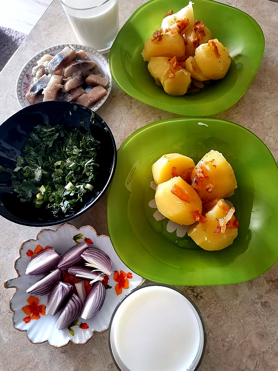 Картошка со шкварками