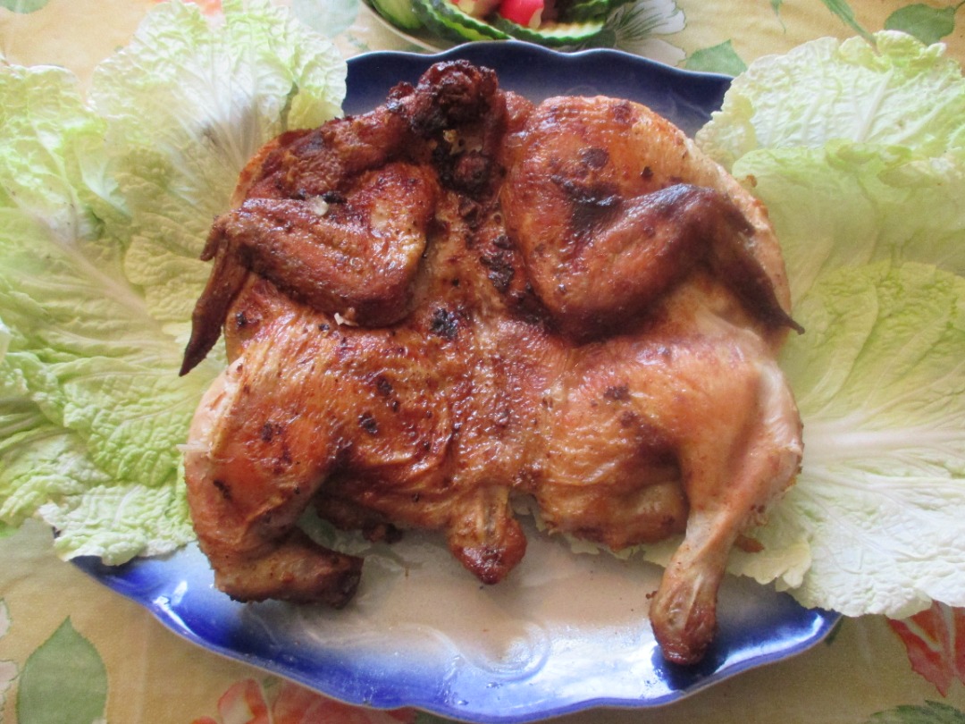 "Цыпленок табака" (тапака) - грузинское блюдо